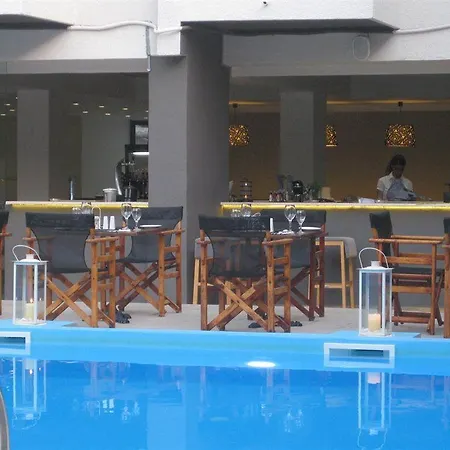 Готель Amphitryon Boutique 4*