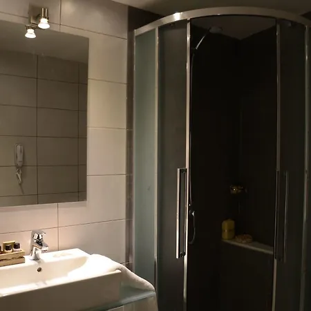 Amphitryon Boutique Готель
