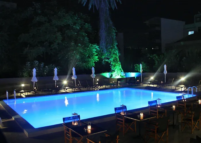 Amphitryon Otel 3*