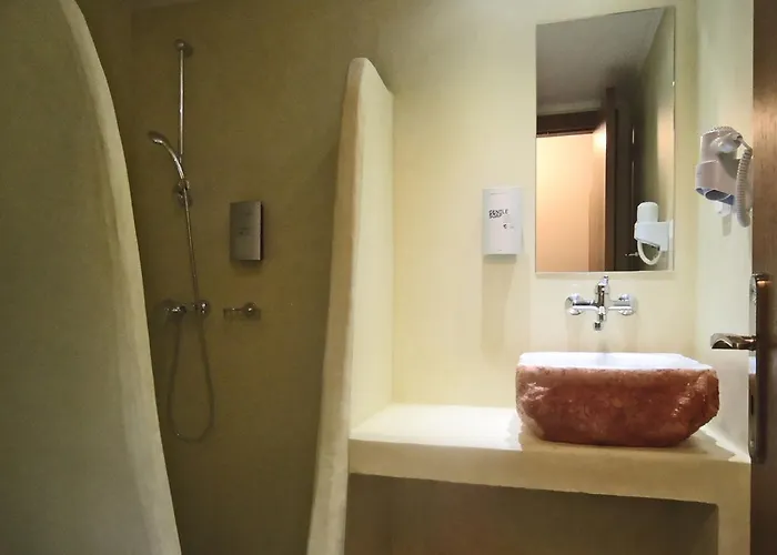 Otel Amphitryon Rhodes City