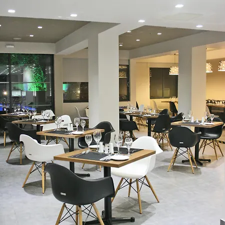 Amphitryon Boutique