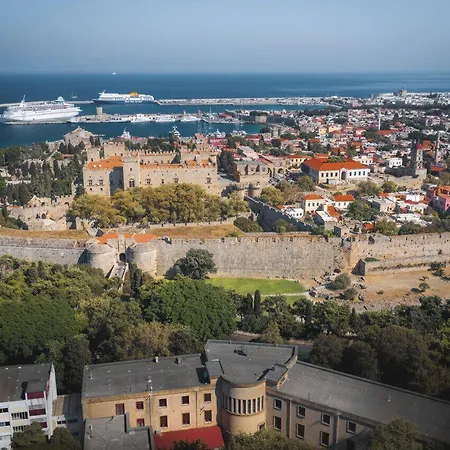 Готель Amphitryon Rhodes City
